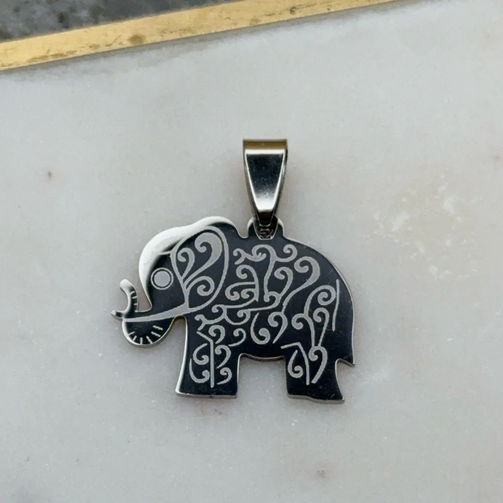 Stainless Steel Jewelry Silver tone Elephant Pendant 🐘 - Picture 4 of 7